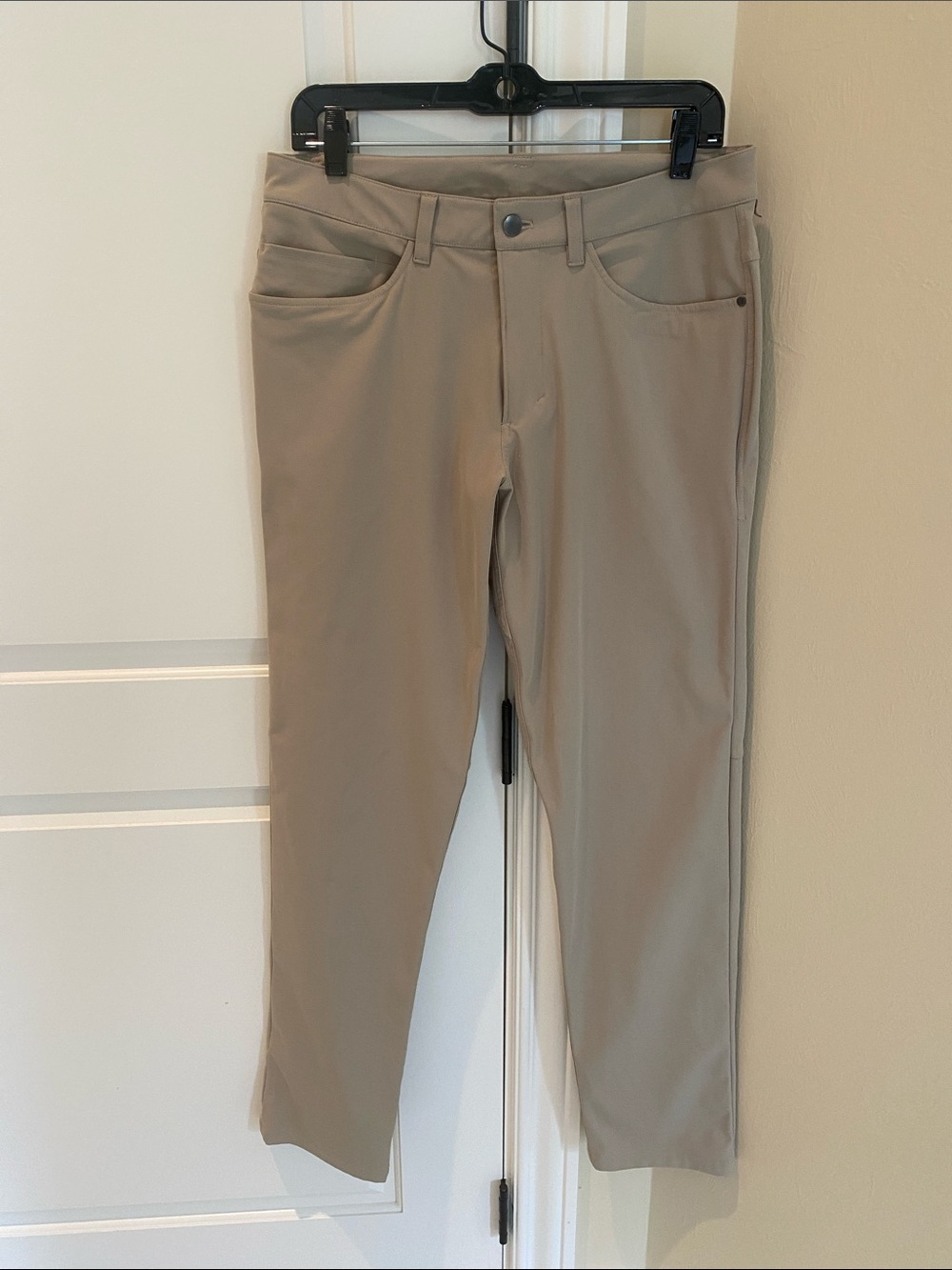 Lululemon khaki pants men’s 31 x 32
